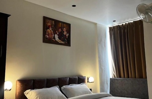Haldwani Hotel | Hotel Buransh