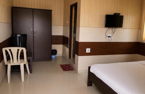 Kichha Hotel | Hotel Business Inn