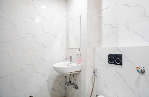 Shyam Nagar Hotel | HOTEL CAPITOL SQUARE