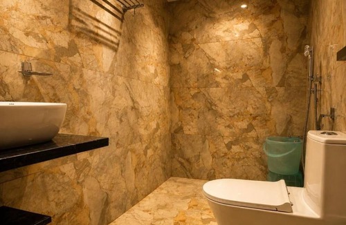 Mount Abu Hotel | Hotel Casa Brij Boutique Near Nakki Lake, Mount Abu