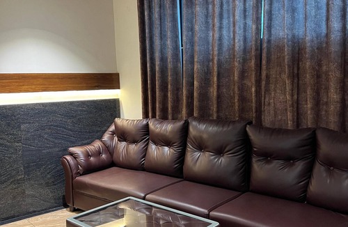 Indore Hotel | Hotel Central Point