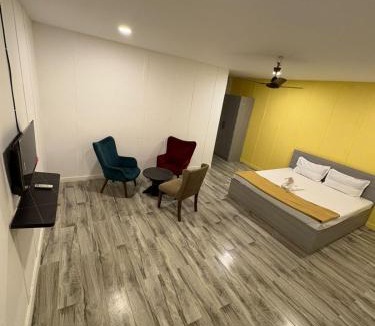 Vadanemelli Hotel | Hotel Coral Shade's