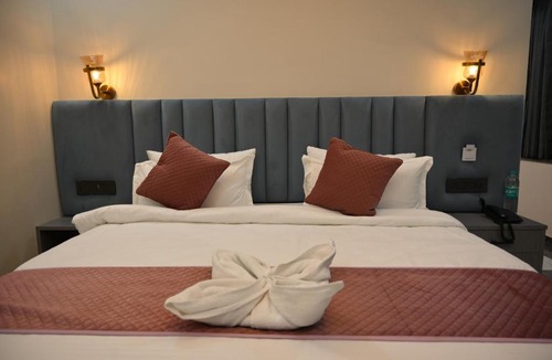 Chomu Hotel | Hotel Cozzy Inn