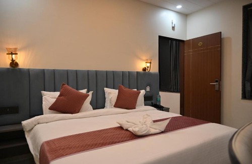 Chomu Hotel | Hotel Cozzy Inn