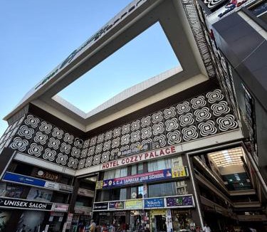 Surat Hotel | Hotel Cozzy Palace