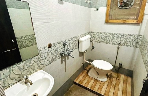 Bhopal Hotel | Hotel Crib Inn