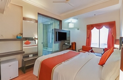 Navrangpura Hotel | Hotel Crown