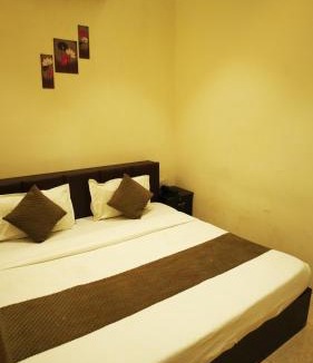 Rajkot Hotel | Hotel Crystal Rajkot