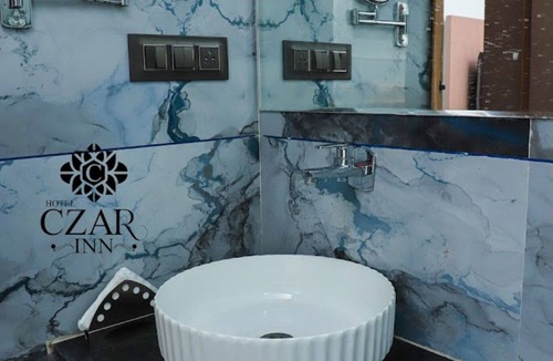 Surat Hotel | Hotel Czar Inn
