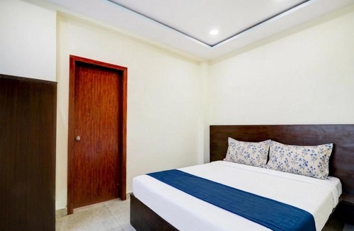 Kukatpally Housing Board Colony Hotel | Hotel Darbar Comfort Inn Near Lullu Mall, Kukatpally