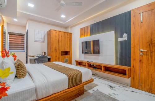Indore Hotel | Hotel Deol's Paradise