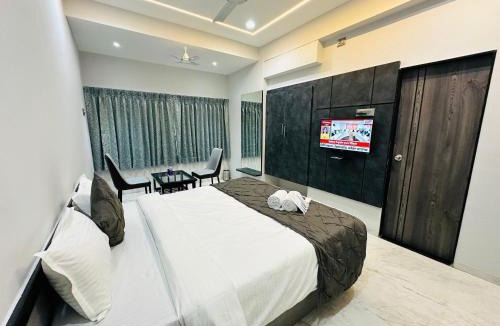Solapur Hotel | Hotel Diamond Executive