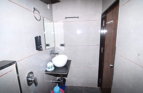 Bhopal Resort | Hotel Diamond Palace