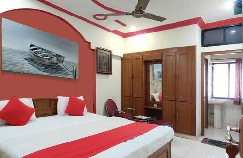 Bhuj Hotel | Hotel Dollar