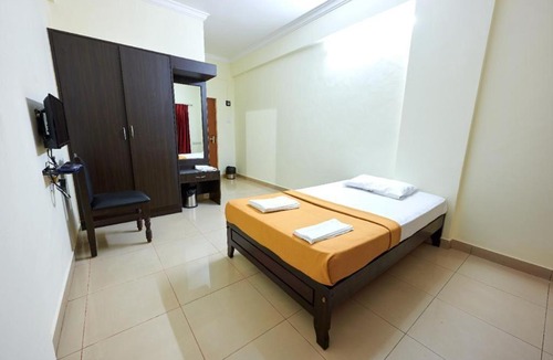 Manipal Hotel | Hotel Downtown Manipal!!