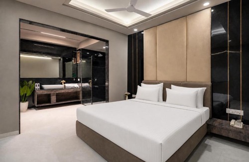 Agra Hotel | Hotel Elinor By Dazzling Hotels & Resorts