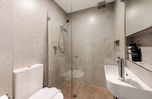 Potts Point Hotel | Hotel Emerald