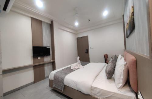 Umargam Hotel | Hotel Emirest
