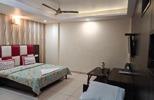Samudrapur Hotel | Hotel Ess Pee 91