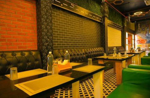 Chandauli House | Hotel First Impression