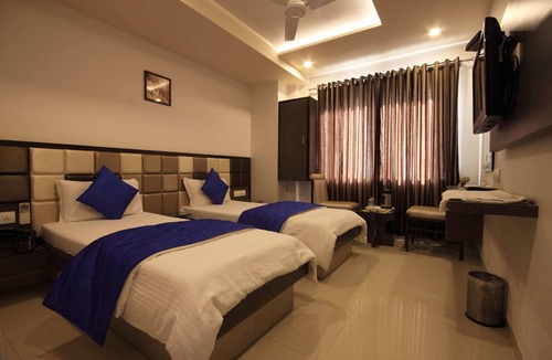 Paldi Hotel | Hotel Flair Inn