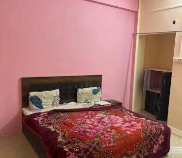 Marhi House | Hotel flamingo inn