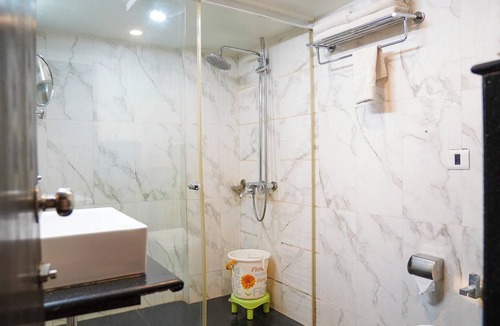 Bhilai Hotel | HOTEL FLORET INN