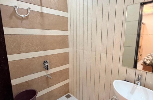 Bijaipur Hotel | Hotel Friends Residency