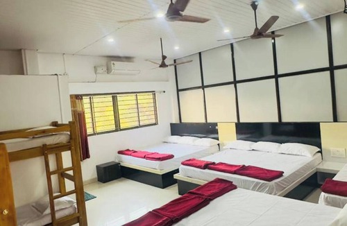 Gokarna Hotel | Hotel Gananjaya Gokarna