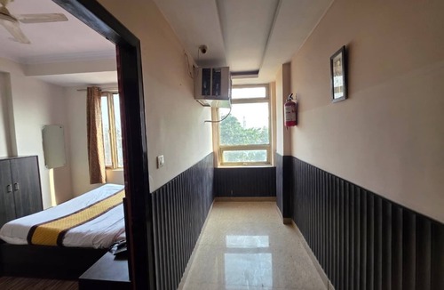 Mayapur Hotel | Hotel Ganges Park