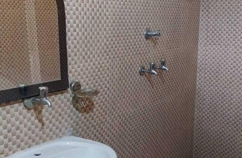 Rajgarhi Hotel | Hotel Gauri Shankar & Restaurant