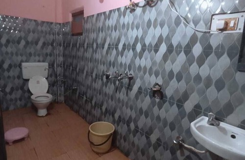 Sitapur Hotel | Hotel Geeta Palace