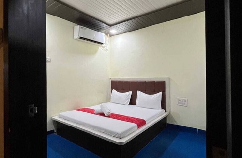 Kota Hotel | Hotel Ghoonghat