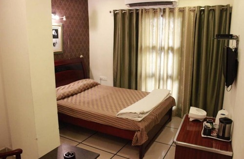 Karnal Hotel | HOTEL GIAN RESIDENCY