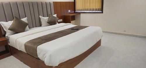 Dholka Hotel | Hotel Glory