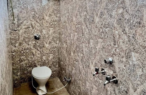 Hoshangabad Hotel | Hotel GMP
