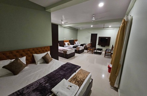 Hireguthi Hotel | Hotel Gokarna Palace