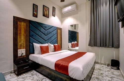 Girgaon Hotel | Hotel Golden Palace Residency
