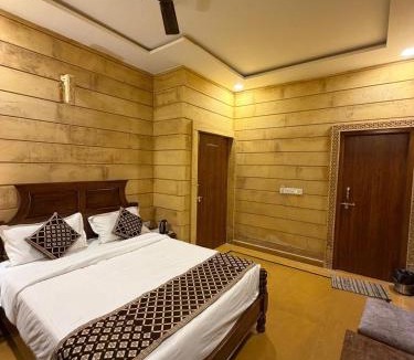 Jaisalmer Hotel | Hotel Golden Safari