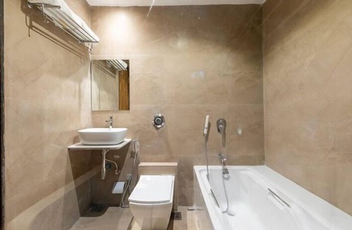 Marol Hotel | HOTEL GOLDEN TULIPZ