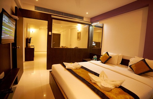 Shirdi Hotel | Hotel Golden View