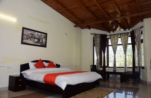 Bhimtal Resort | Hotel Goludev Valley View