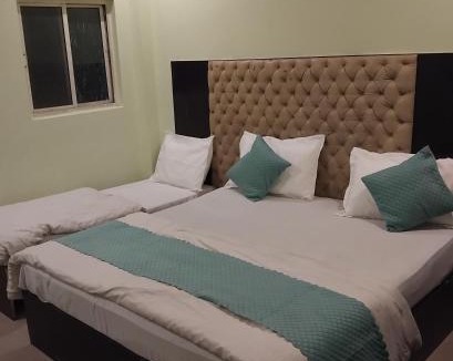 Mayapur Hotel | Hotel Grand Inn
