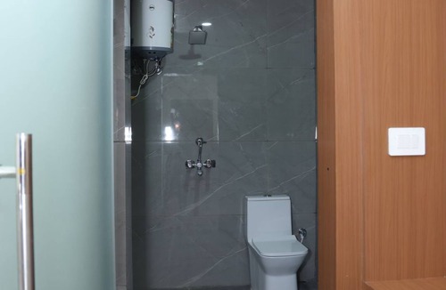 Gokul Hotel | Hotel Grand Lucent