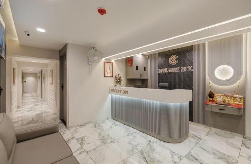 Navrangpura Hotel | Hotel Grand Shiva
