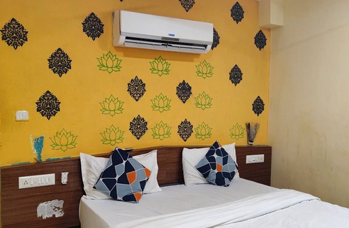 Ahmedabad Hotel | Hotel Green Land