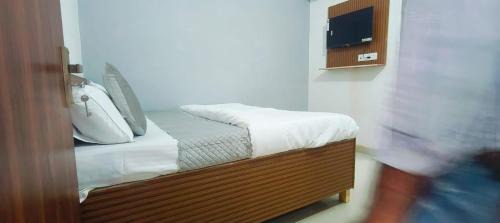 Etmadpur Hotel | Hotel GS Plaza & Restaurant