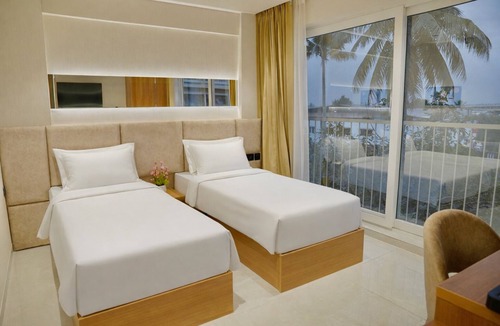 Alwaye Hotel | HOTEL HANATA KOCHI