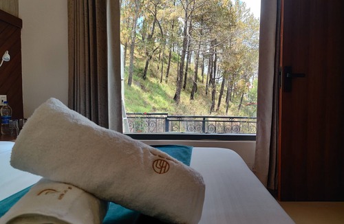 Kasauli Hotel | Hotel Heaven & Hills Kasauli