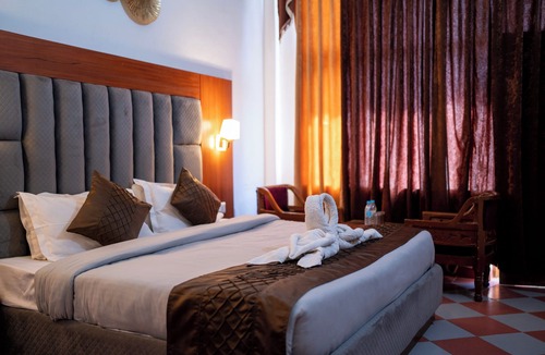 Kasauli Hotel | Hotel Hemkunth